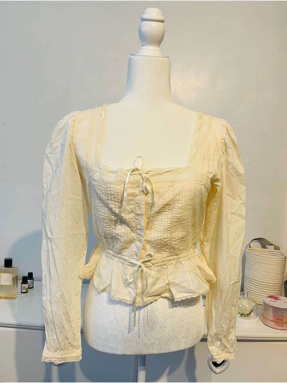 American Eagle  casual Outfitters Cream Square-Neck Peasant Blouse 100% cotton - Picture 14 of 14